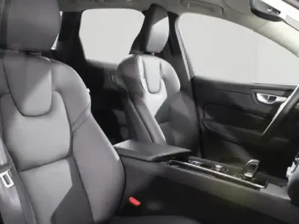 Photo 12 Volvo XC60  T6 AWD 253 + 145ch Utimate Style Dark Geartronic