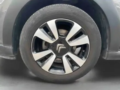 Photo 9 Citroën C3  1.2 PureTech 83ch S&S Shine