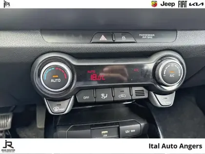 Photo 12 Kia Stonic  1.0 T-GDi 100ch Active DCT7