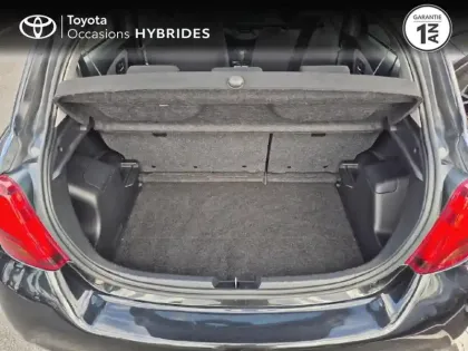 Photo 9 Toyota Yaris  HSD 100h Dynamic 5p Pack TSS