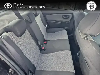 Photo 6 Toyota Yaris  HSD 100h Dynamic 5p Pack TSS