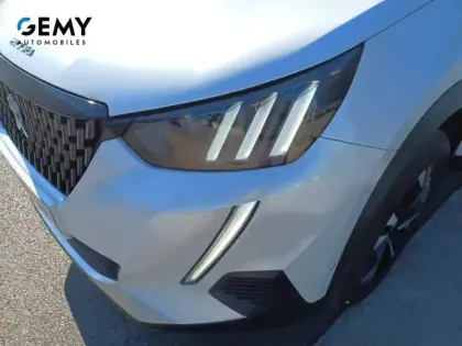 Photo 18 Peugeot 2008  PureTech 130 S&S EAT8