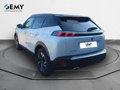 Photo 6 Peugeot 2008  PureTech 130 S&S EAT8