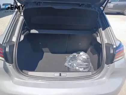 Photo 5 Peugeot 208  Electrique 156 ch 54 kWh