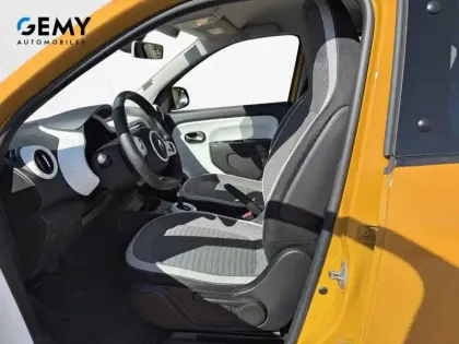 Photo 8 Renault Twingo  III E-Tech