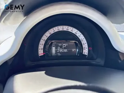 Photo 17 Renault Twingo  III E-Tech