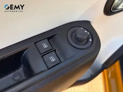 Photo 11 Renault Twingo  III E-Tech