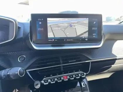 Photo 10 Peugeot 208  PureTech 100 S&S BVM6