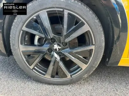 Photo 26 Peugeot 208  PureTech 130 S&S EAT8