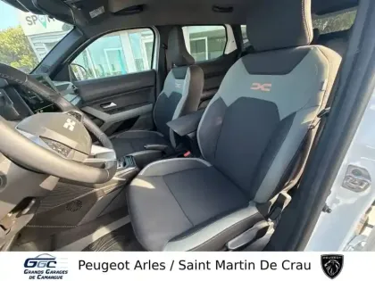 Photo 8 Dacia Duster  Hybrid 140