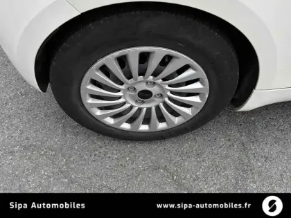 Photo 31 Fiat 500  e 95 ch