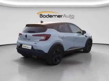 Photo 25 Renault Captur  E-Tech full hybrid 145