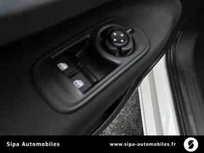 Photo 31 Fiat 500  e 95 ch
