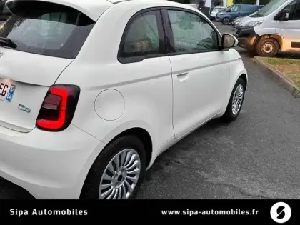 Photo 39 Fiat 500  e 95 ch