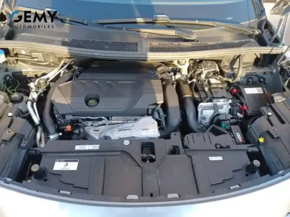 Photo 11 Peugeot 3008  Hybrid 225 e-EAT8