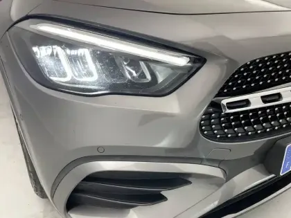 Photo 56 Mercedes GLA  200 d 8G-DCT