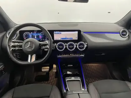 Photo 53 Mercedes GLA  200 d 8G-DCT