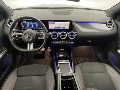 Photo 54 Mercedes GLA  200 d 8G-DCT