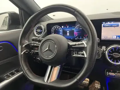 Photo 51 Mercedes GLA  200 d 8G-DCT
