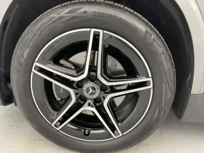 Photo 37 Mercedes GLA  200 d 8G-DCT