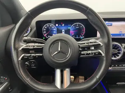 Photo 47 Mercedes GLA  200 d 8G-DCT