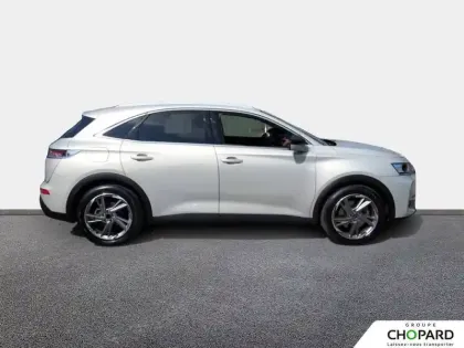 Photo 8 DS DS 7 DS7 Crossback Hybride E-Tense 300 EAT8 4x4