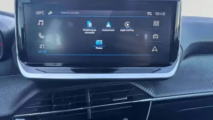 Photo 32 Peugeot 2008  Hybrid 145 e-DCS6
