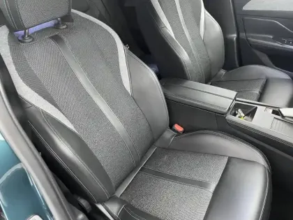 Photo 46 Peugeot 308  SW PureTech 130ch S&S EAT8