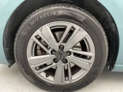 Photo 37 Peugeot 308  SW PureTech 130ch S&S EAT8