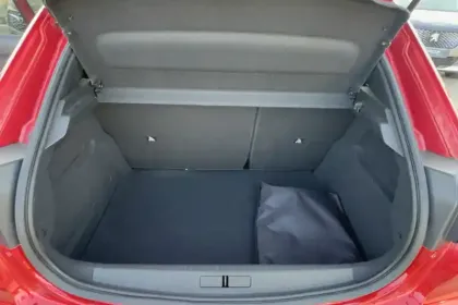 Photo 10 Peugeot 208  Electrique 50 kWh 136ch