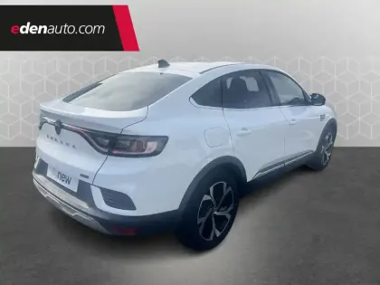 Photo 6 Renault Arkana  E-Tech full hybrid 145 GSR2