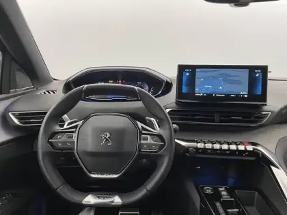 Photo 21 Peugeot 3008  Hybrid 136 e-DCS6