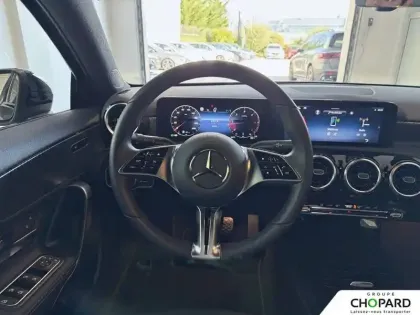 Photo 15 Mercedes Classe A  180 d