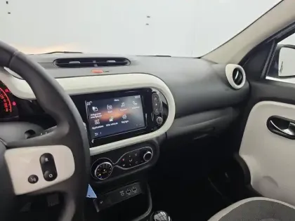 Photo 66 Renault Twingo  III SCe 65