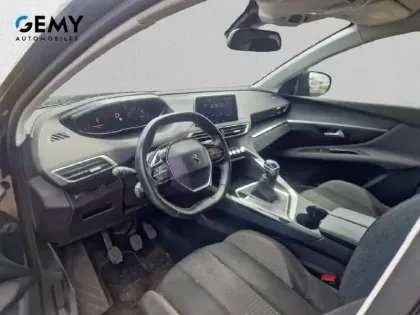 Photo 8 Peugeot 3008  Puretech 130ch S&S BVM6