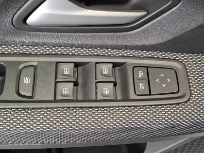 Photo 29 Dacia Sandero  SCe 65