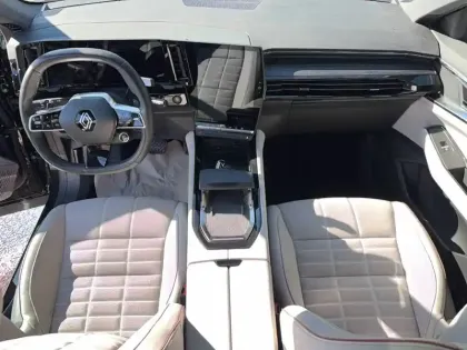 Photo 15 Renault Espace  E-Tech hybrid 200