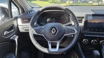 Photo 10 Renault Captur  E-Tech hybride 145