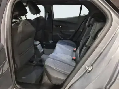 Photo 11 Peugeot 2008  Hybrid 145 e-DCS6