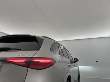 Photo 46 Mercedes GLC  300 de 9G-Tronic 4Matic