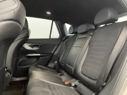 Photo 31 Mercedes GLC  300 de 9G-Tronic 4Matic