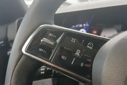 Photo 36 Renault Rafale  E-Tech full hybrid 200 ch