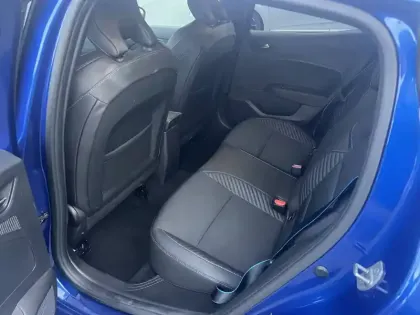 Photo 17 Renault Clio  E-Tech full hybrid 145