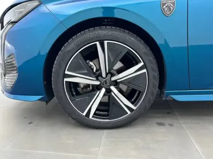 Photo 12 Peugeot 308  BlueHDi 130ch S&S EAT8