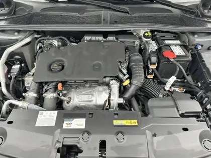 Photo 46 Peugeot 308  BlueHDi 130ch S&S EAT8