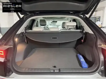 Photo 5 Hyundai Ioniq 5  77 kWh HTRAC - 325 ch