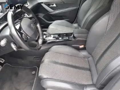 Photo 8 Peugeot 208  Electrique 50 kWh 136ch