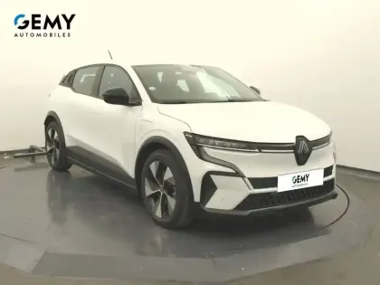 Photo 17 Renault Megane  E-Tech EV60 220 ch super charge
