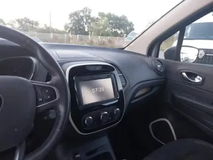 Photo 34 Renault Captur  TCe 90 Energy