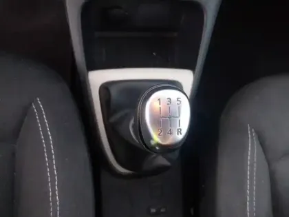 Photo 33 Renault Captur  TCe 90 Energy
